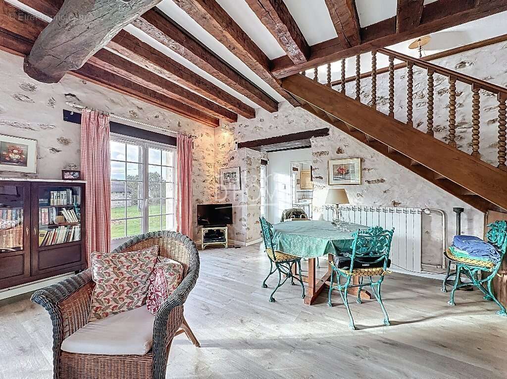 Maison à LA FERTE-GAUCHER