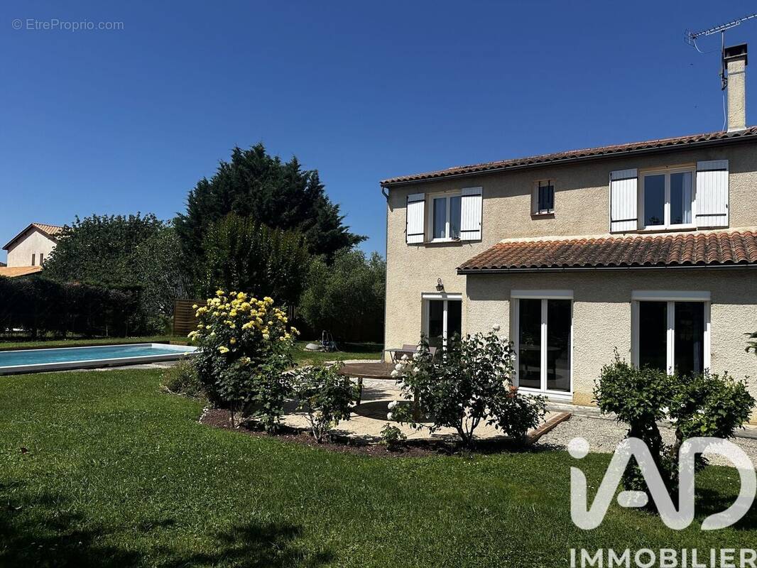 Photo 1 - Maison à VILLENEUVE-SUR-LOT