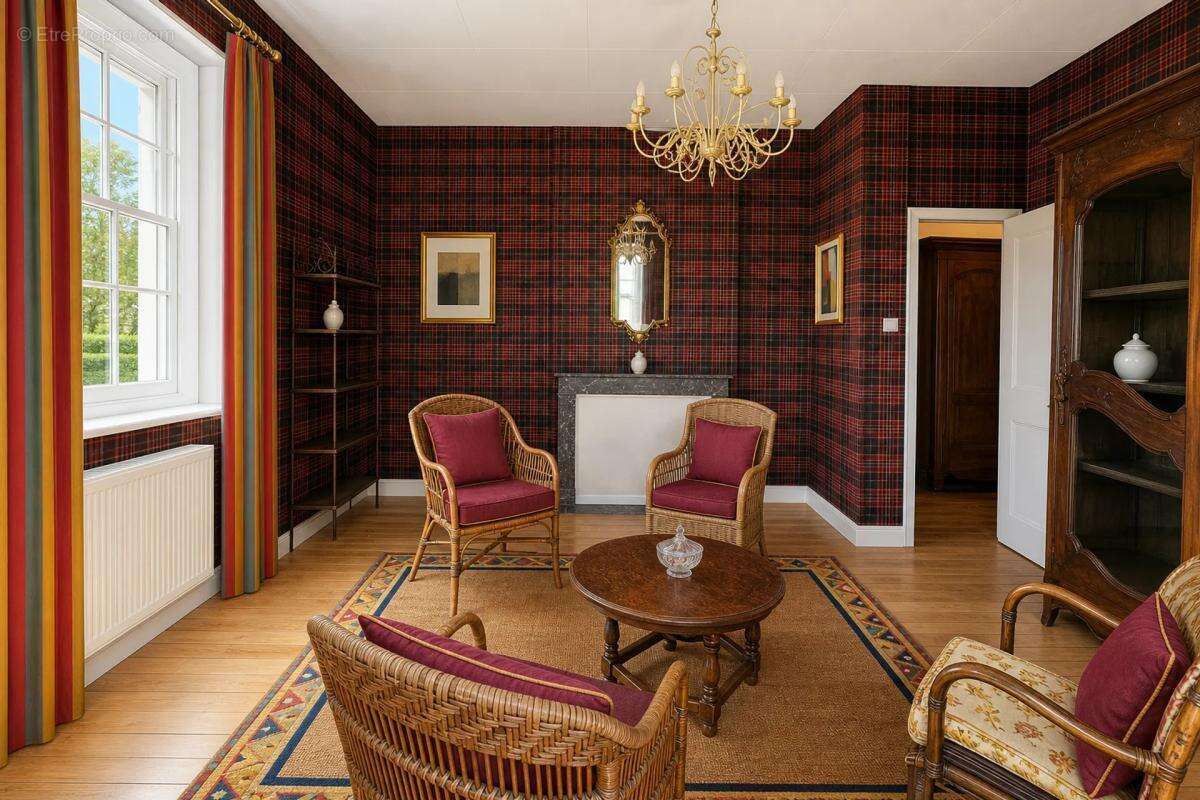 Maison de 11 pièces de 420 m² à Boussès - photo 9