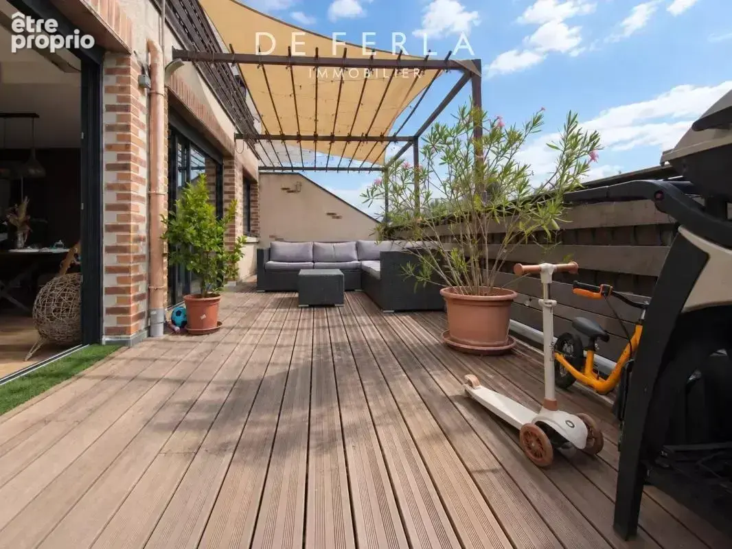 Montreuil — loft de 143 m², deux terrasses et accès direct par ascenseur - photo 2