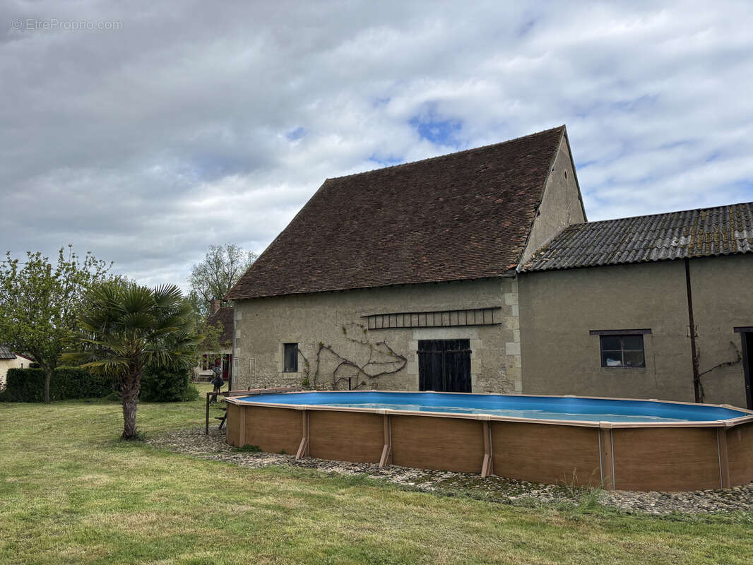 Maison à TRESNAY