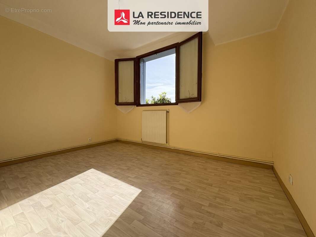 Maison à MONTIGNY-LES-CORMEILLES