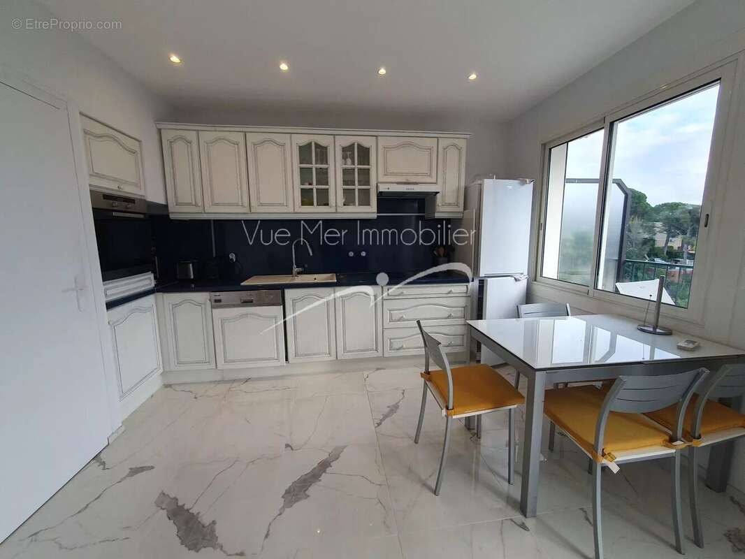 Appartement à LE LAVANDOU