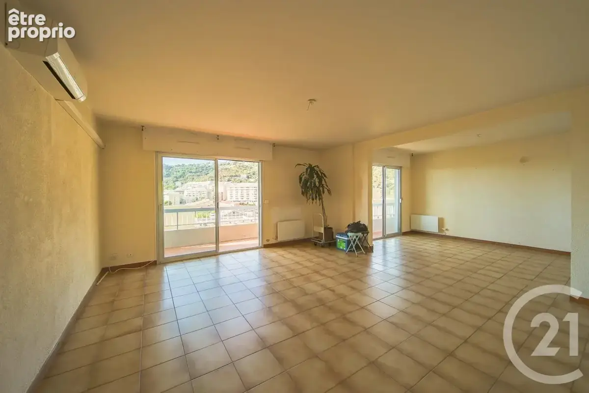 Appartement 5 pièces 107 m² à vendre à Ville-Di-Pietrabugno (20200) - photo 3