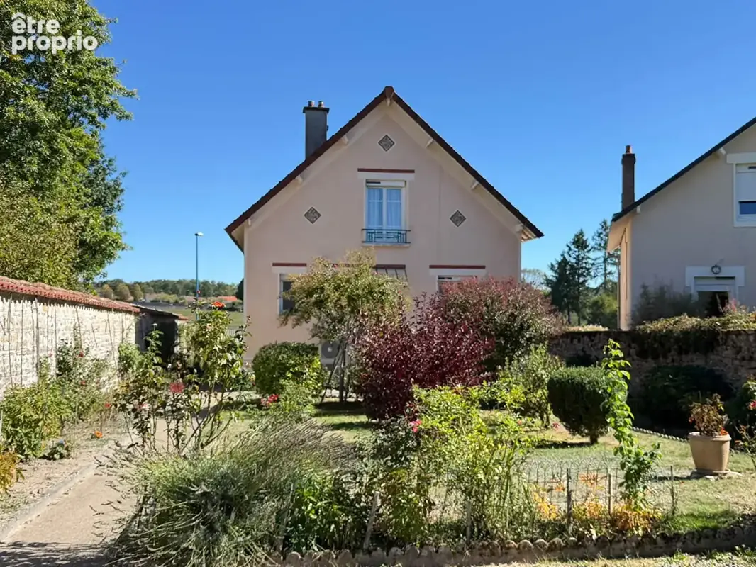 HAUTE VIENNE - Charmante maison de ville avec magnifique jardin clos de murs et vue sur la vallée de la Gartempe ? Châteauponsac - photo 15