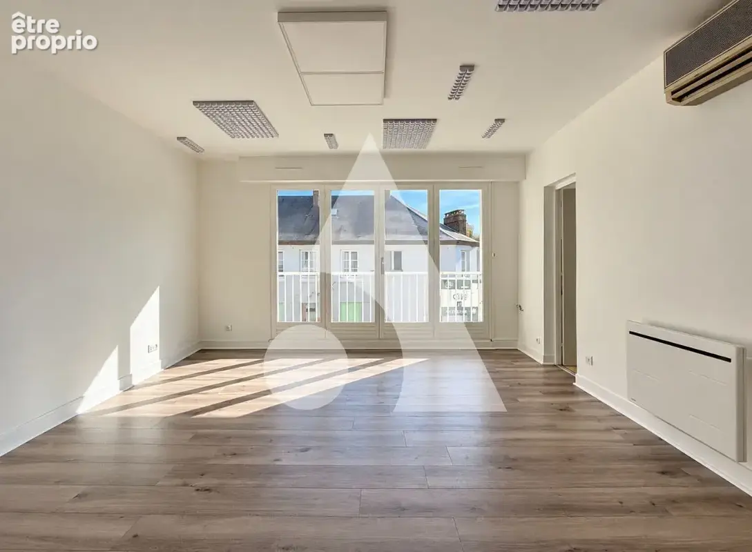 Local commercial Evreux 85 m2 - photo 1