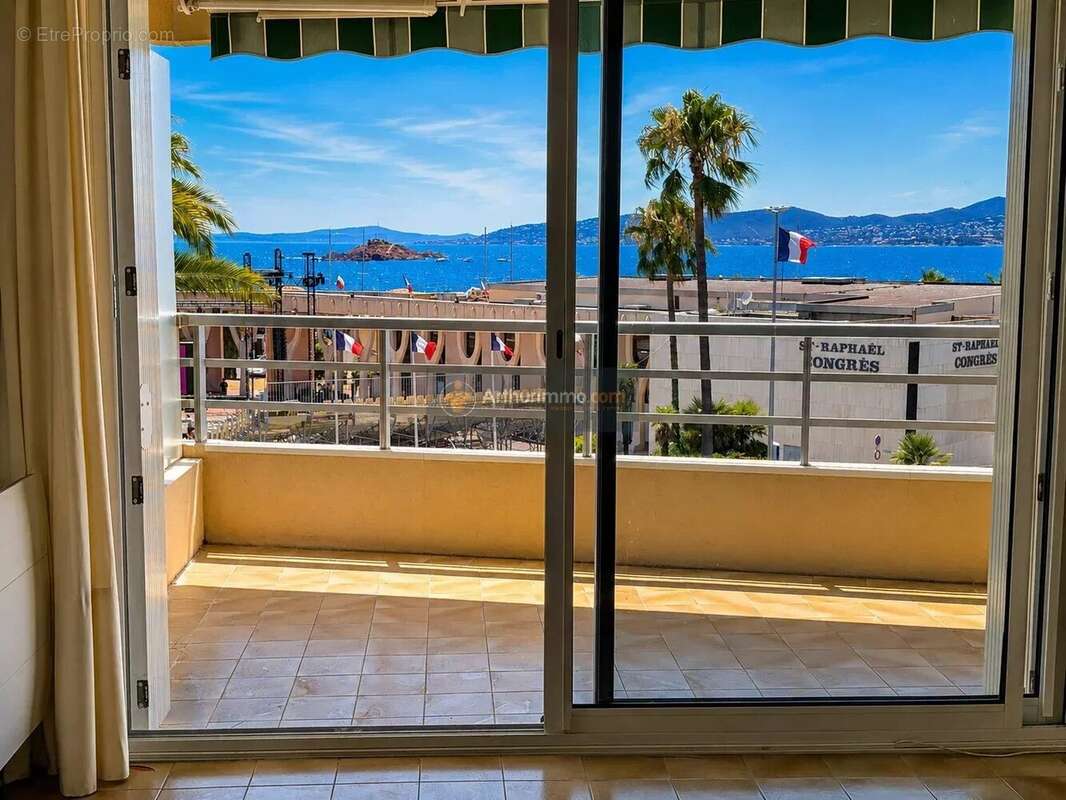 Appartement à SAINT-RAPHAEL