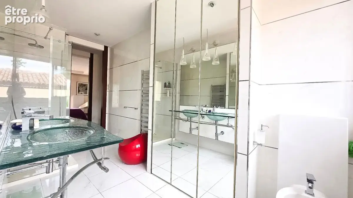 Maison t5 150 m²  7 000 m² constructibles : une rareté absolue - photo 6