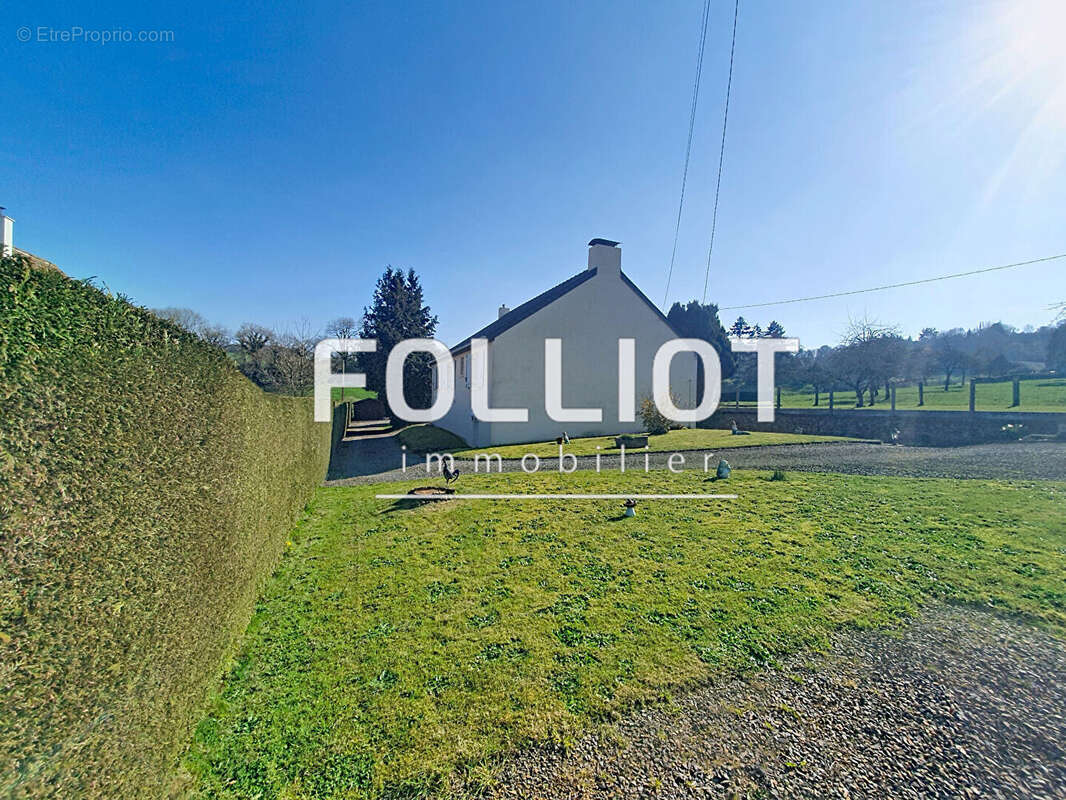 Maison à LA VILLETTE