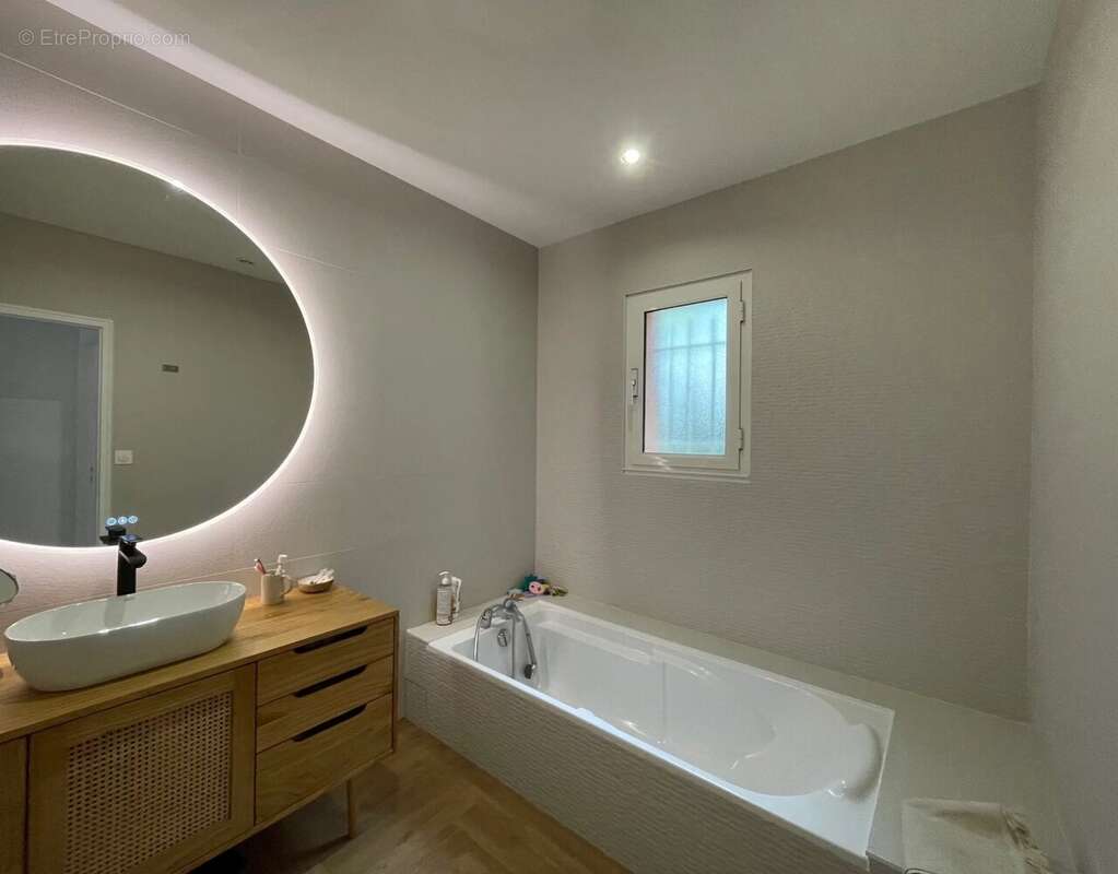 Maison à VIGOULET-AUZIL