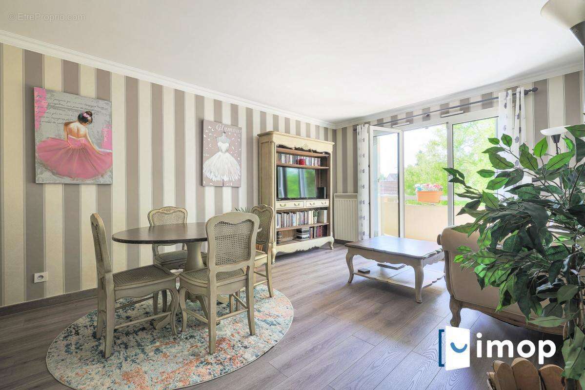 Appartement à LONGJUMEAU