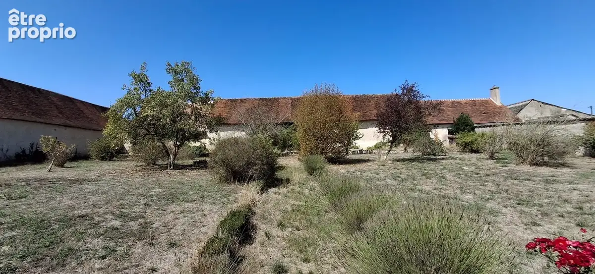 Exceptionnel château XV-XVI et XIXe avec son hameau et ses 108 hectares avec possibilité d’acheter 200ha attenants supplémentair - photo 7
