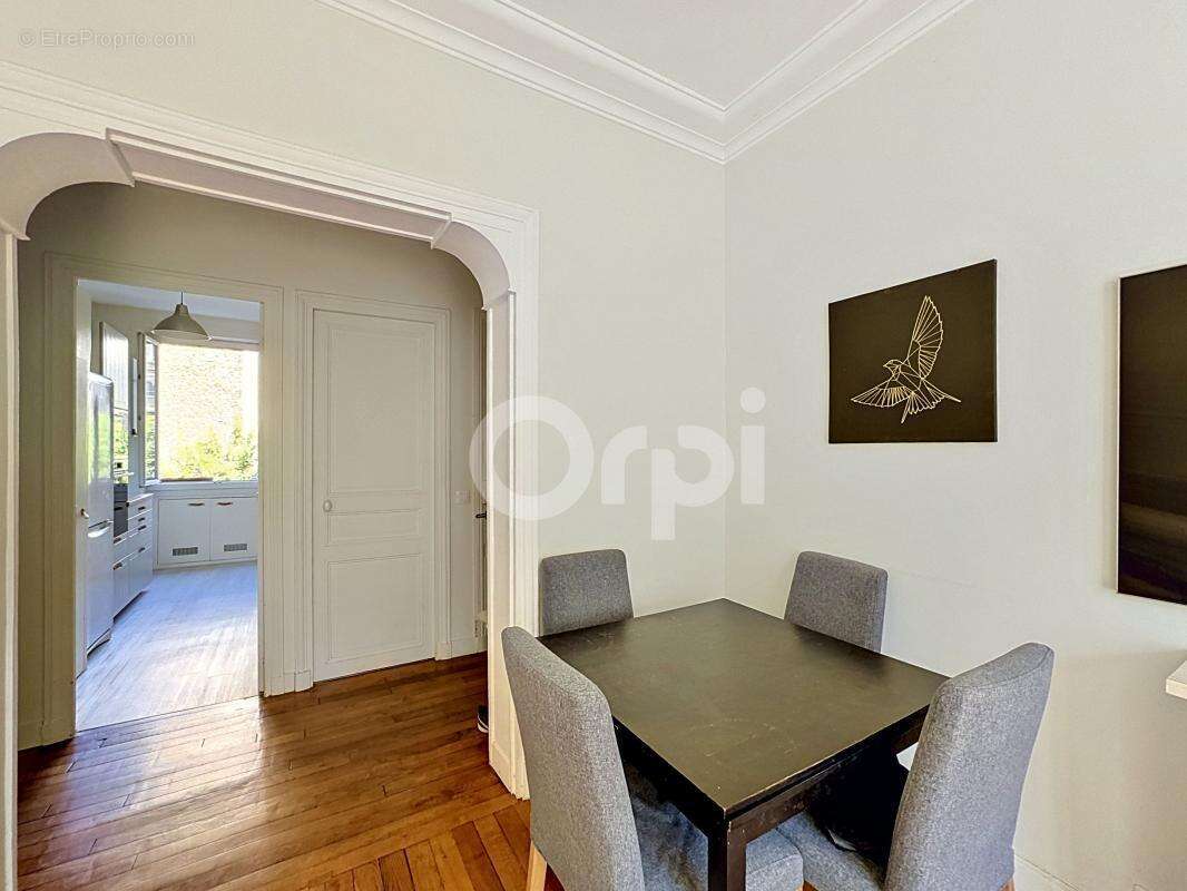 Appartement à NOGENT-SUR-MARNE