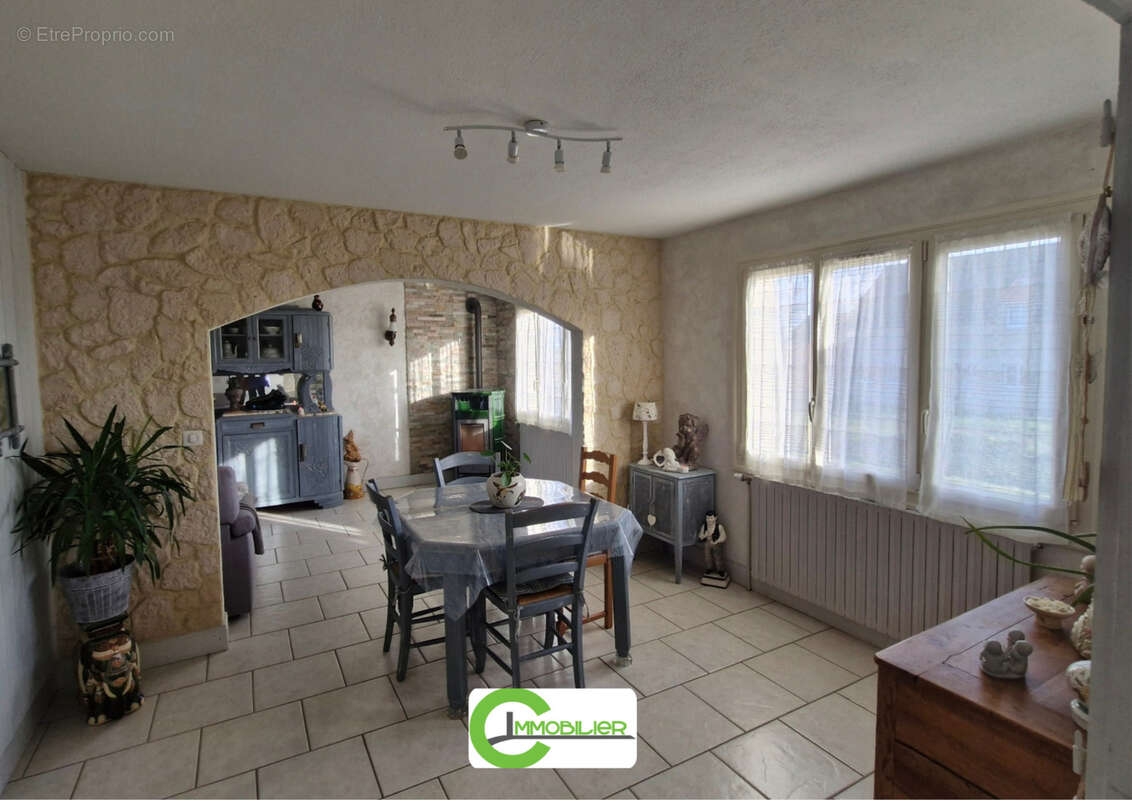 Maison de village - photo 6