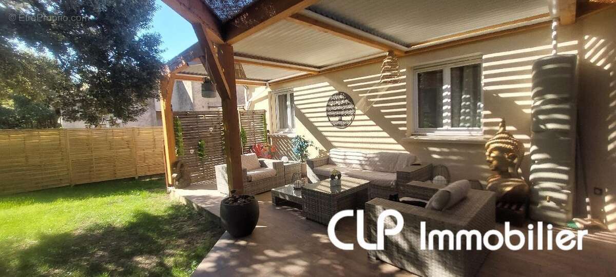 Maison 282 m² à Malataverne  - photo 4