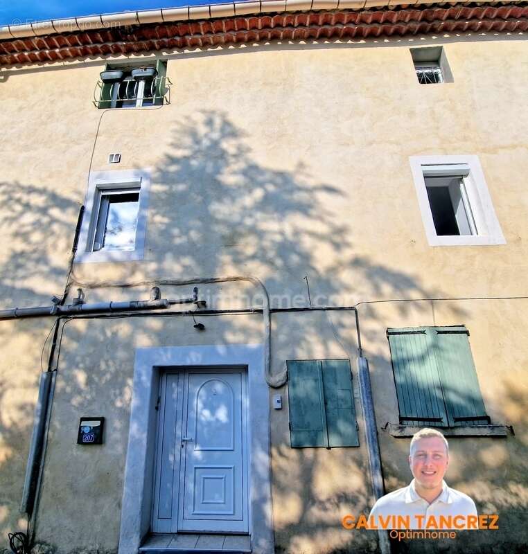 Appartement à SAINT-BRES