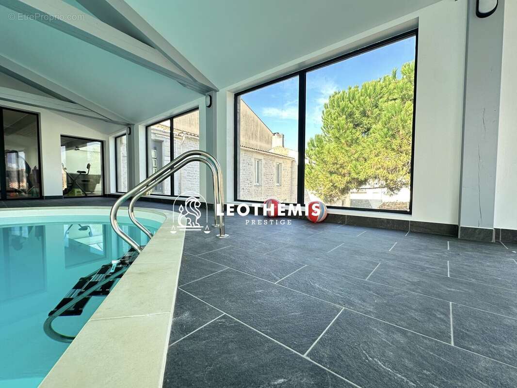 Maison à LA TREMBLADE