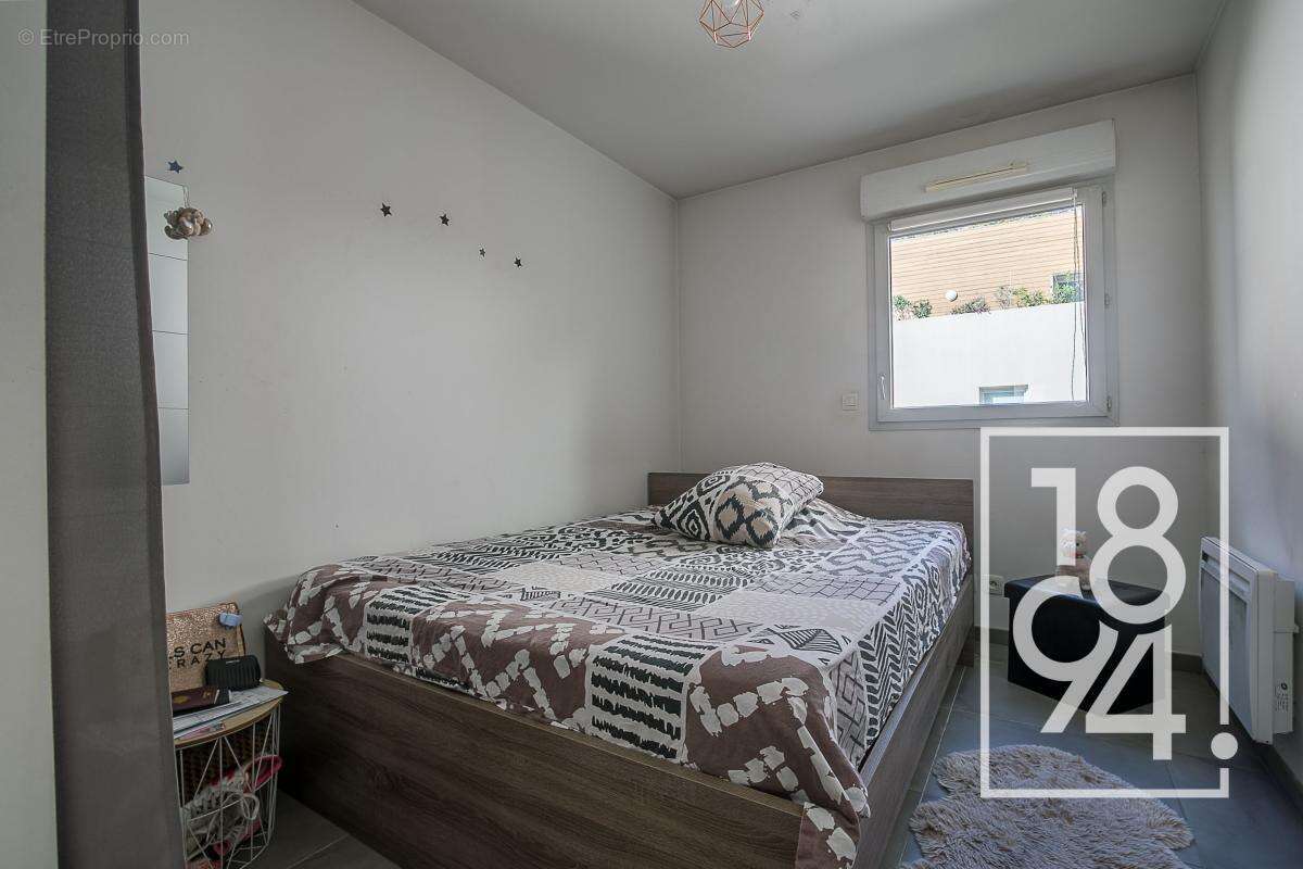 Appartement à MARSEILLE-7E