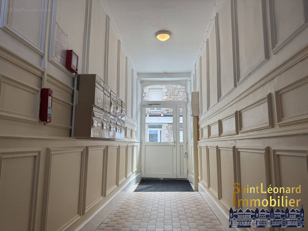 Appartement à FOUGERES