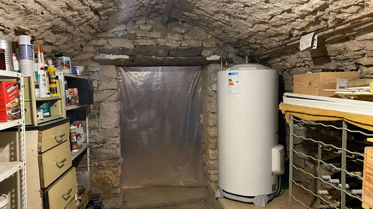 Dpt Yonne (89), à vendre MASSANGIS Charmante maison prête à vivre avec vue sur le Serein - 4 chambres - Garage - photo 17