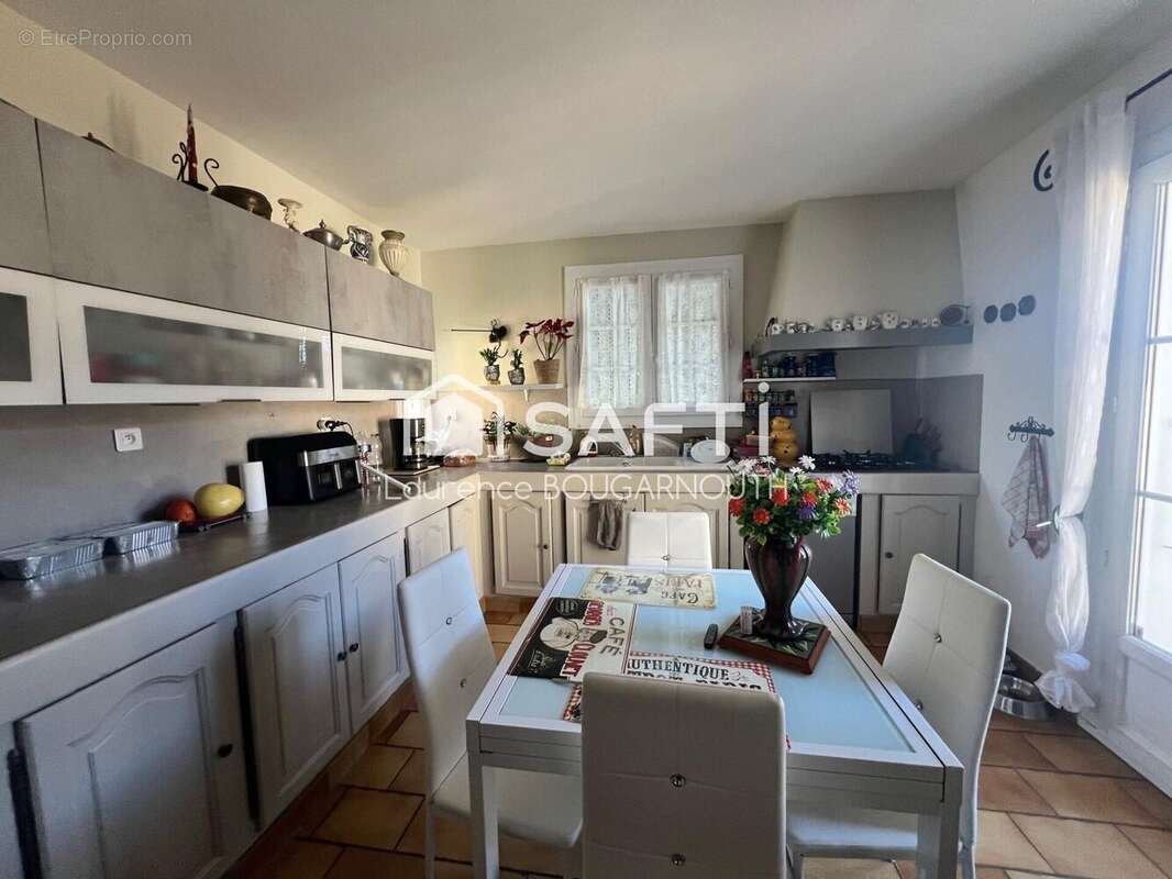 Photo 3 - Maison à CADEROUSSE
