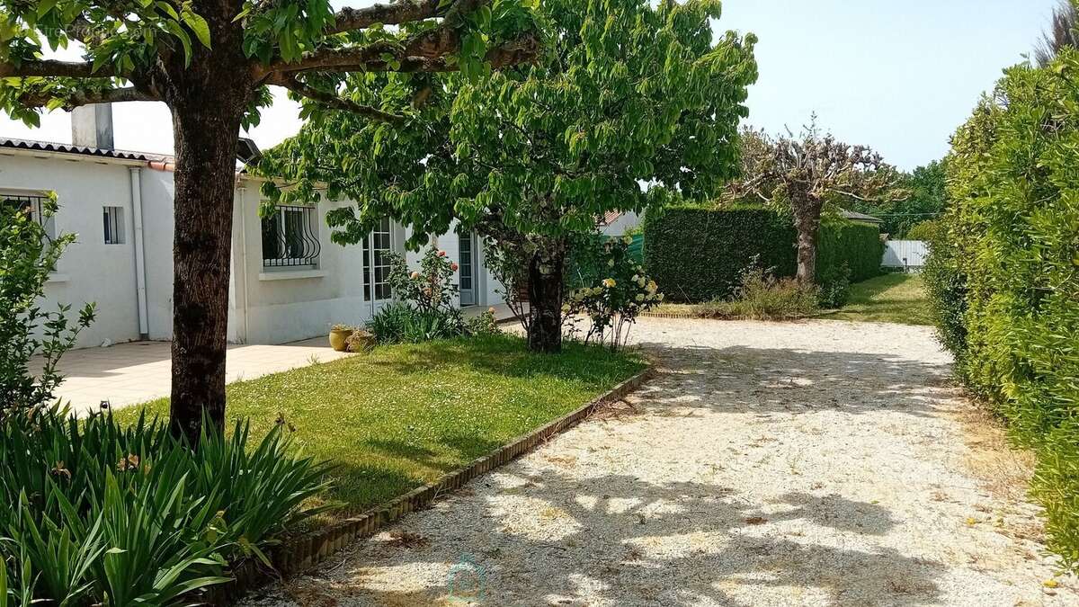 Maison à BREUILLET