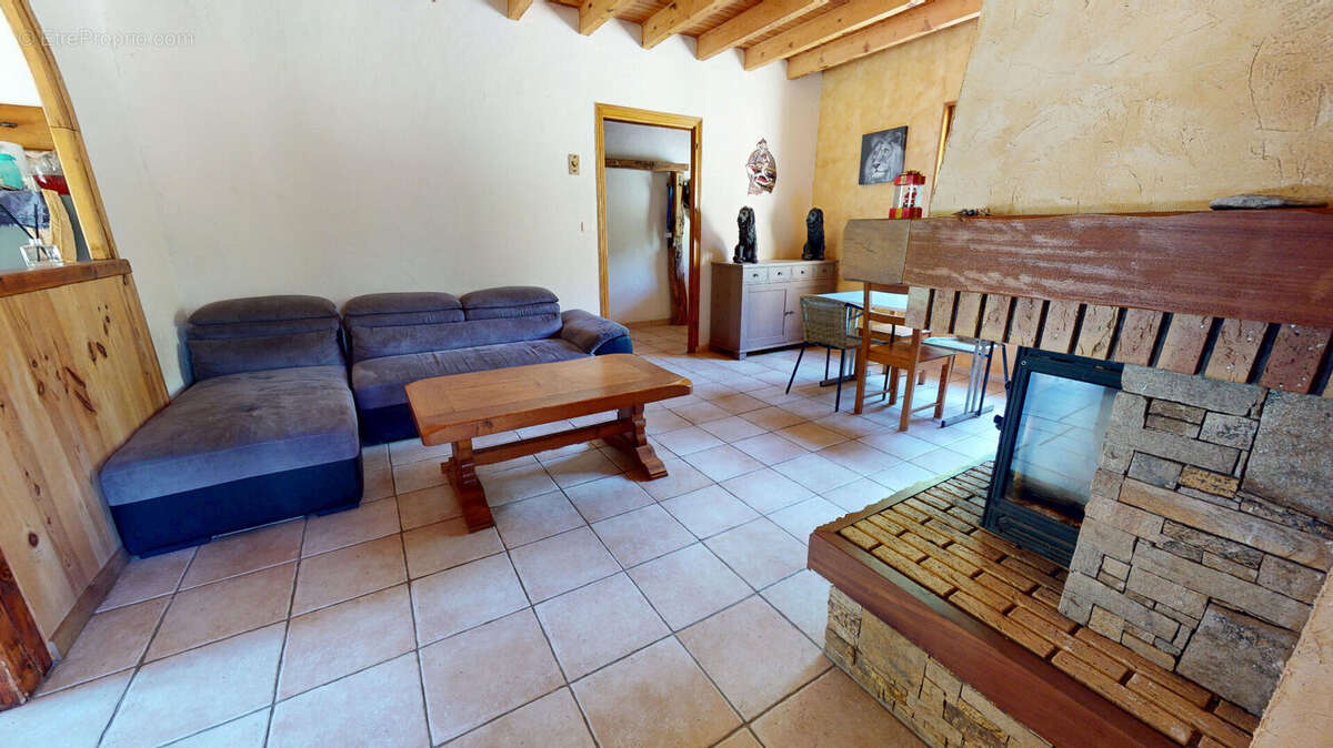 Maison à CHALEY