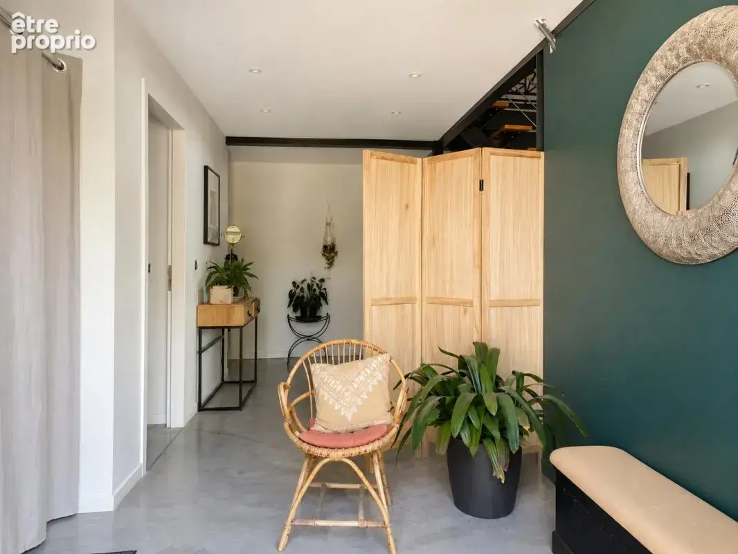 Superbe grange rénovée   Beaux volumes et logement indépenda - photo 2