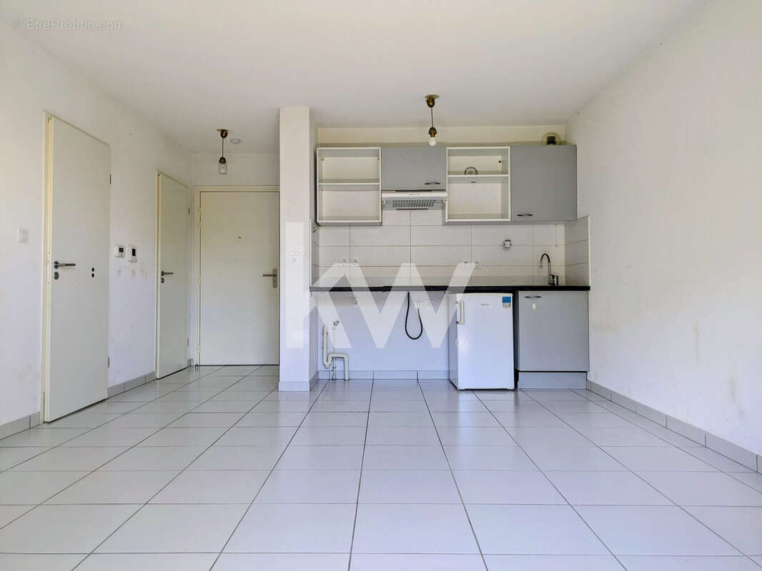 Appartement 41 m² à Saint-Medard-En-Jalles  - photo 2