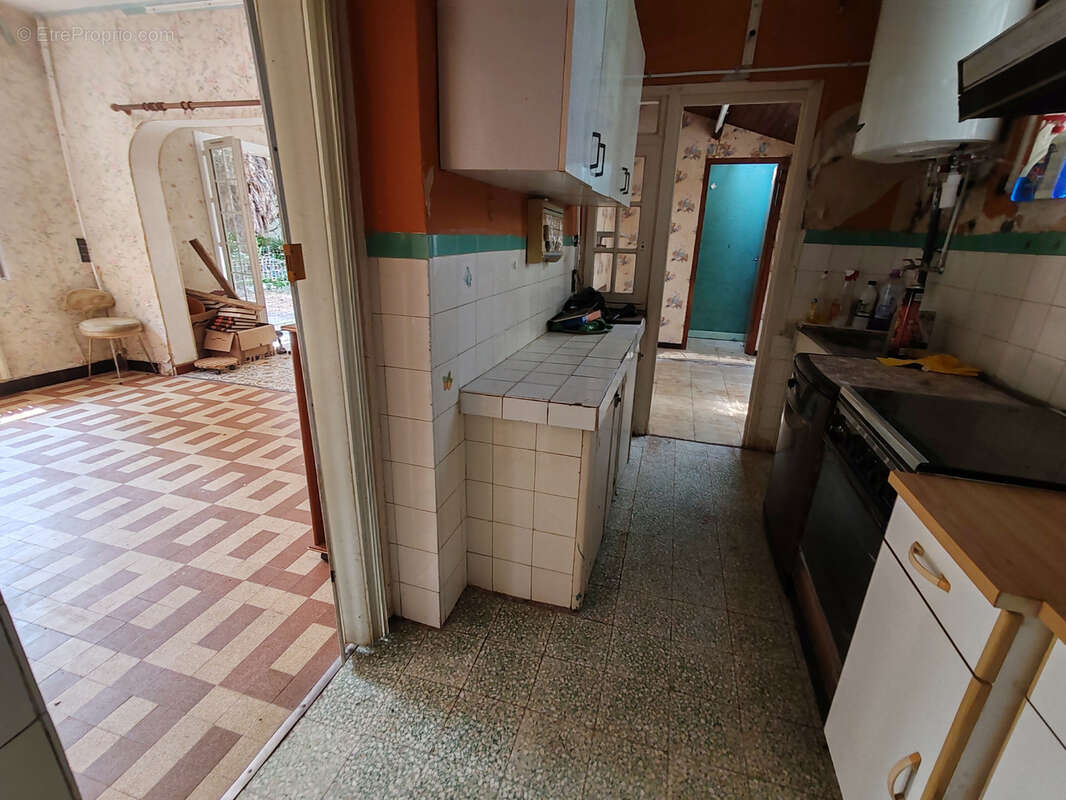 Toulouse Saint-Simon - Maison individuelle 90m2 à rénover sur parcelle 1302m2 - photo 9