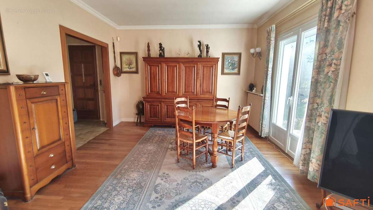 Photo 8 - Maison à L&#039;ETANG-LA-VILLE