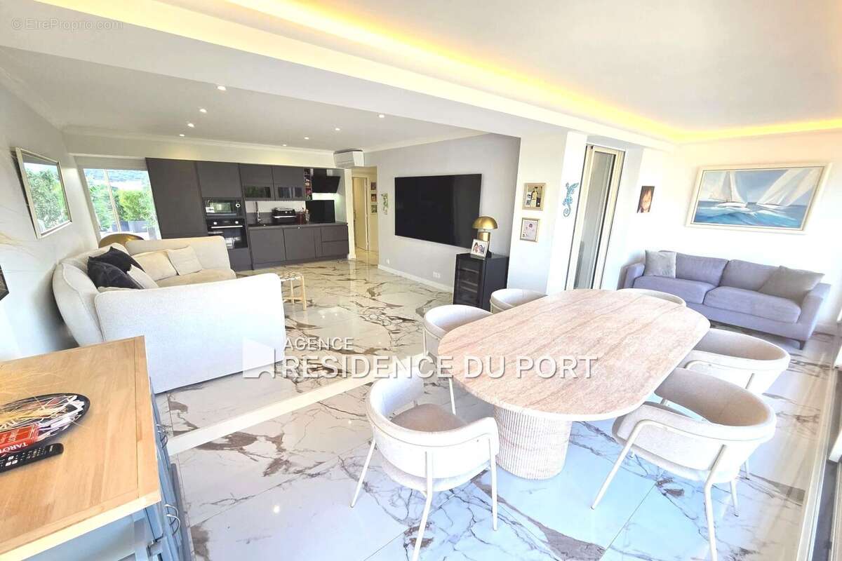 Appartement à MANDELIEU-LA-NAPOULE