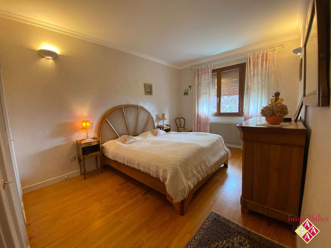 Maison à SAINT-ISMIER