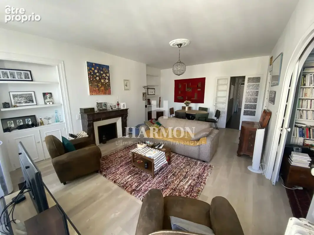 Centre ville, T4 étage + balcon - photo 3