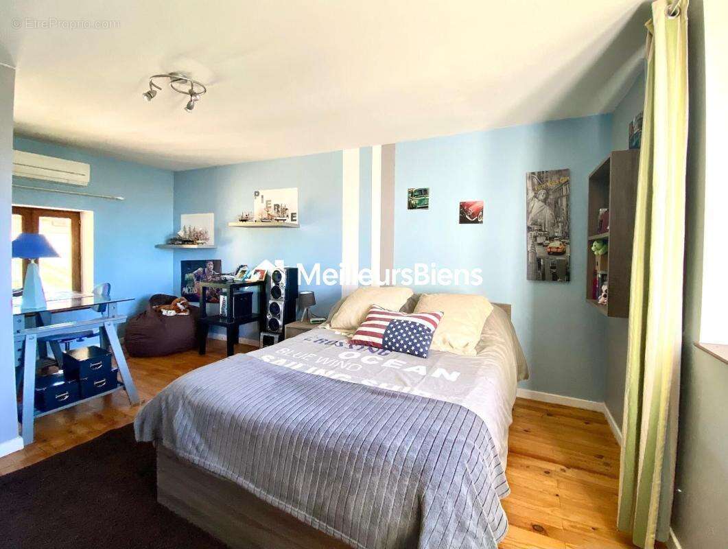 Maison à CHATILLON-SUR-CHALARONNE