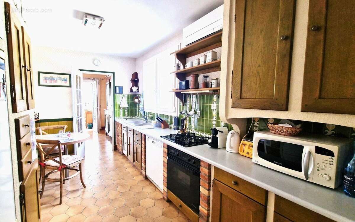 Cuisine - Maison à LA MEMBROLLE-SUR-CHOISILLE