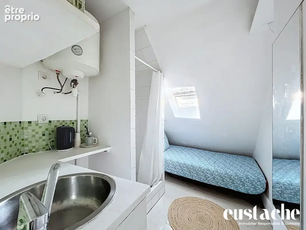 Appartement à PARIS-10E