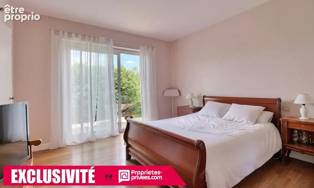 Maison familiale en pierres - Brive Ouest - Espace à vivre de PLAIN PIED - Terrain 5 038 m² - photo 10