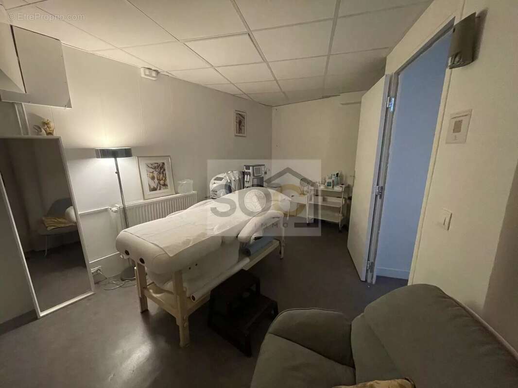 Commerce à PARIS-12E