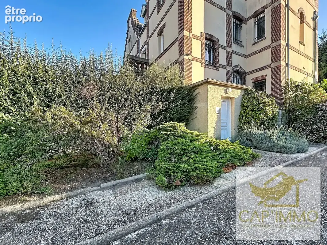 Appartement 5 pièces 108 m² à vendre à Magny-En-Vexin (95420) - photo 1