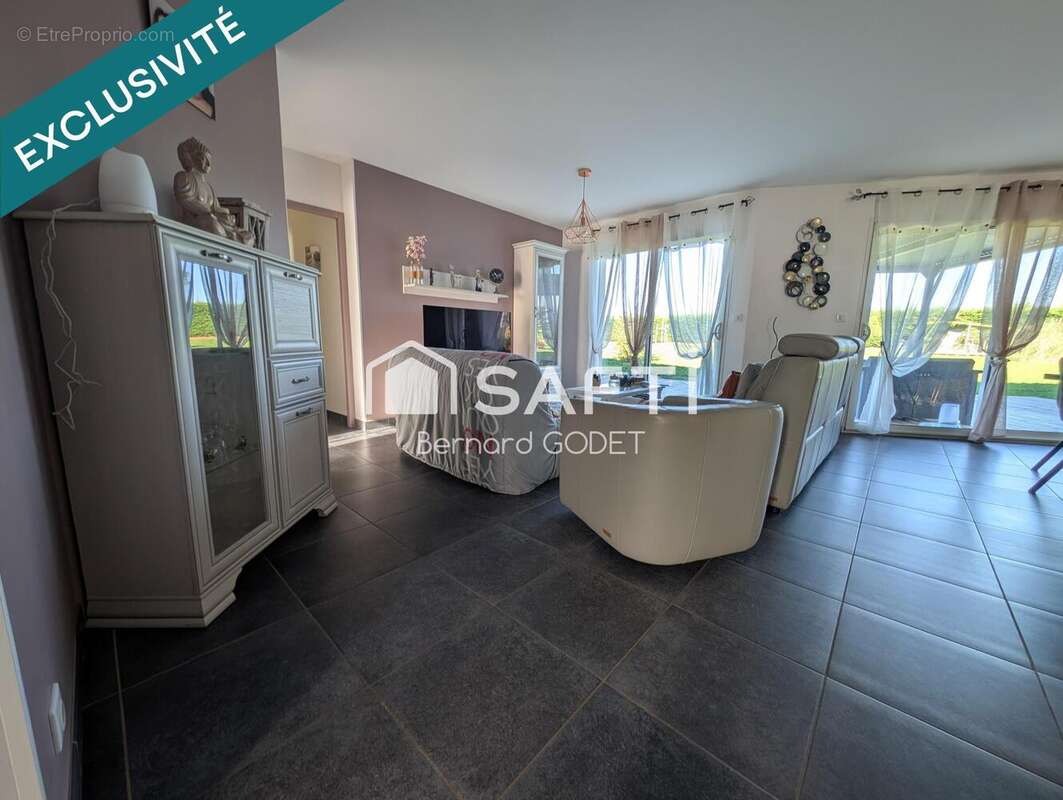 Photo 5 - Maison à NANTEUIL-EN-VALLEE