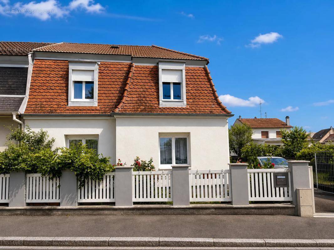 Maison à SAUSHEIM