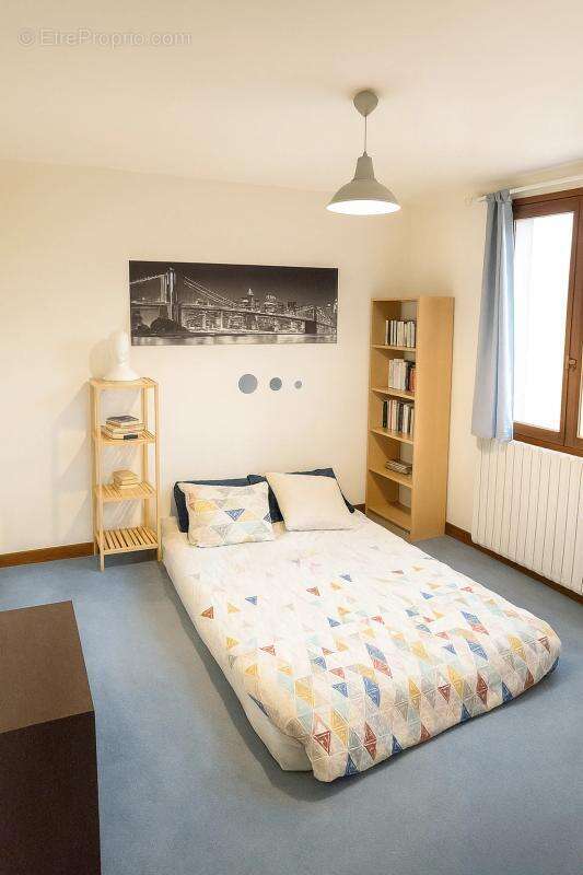 Maison à SAINT-MAURICE-LA-CLOUERE