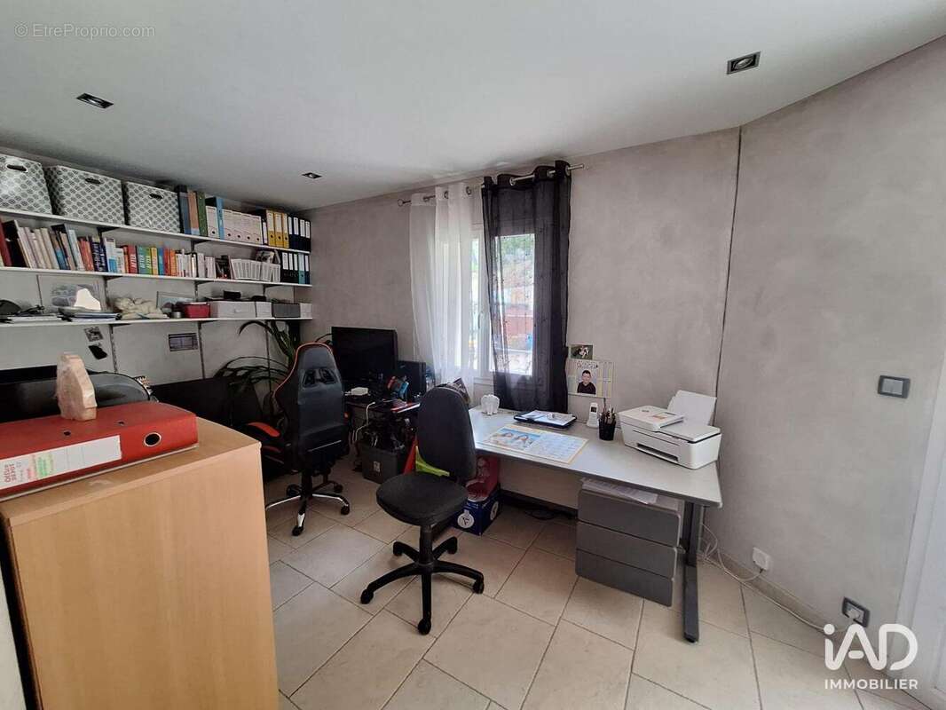 Photo 3 - Maison à LE CANNET-DES-MAURES