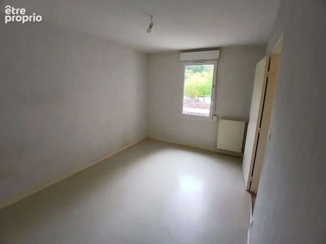 Appartement T4 Gazonfier dans résidence calme - photo 17