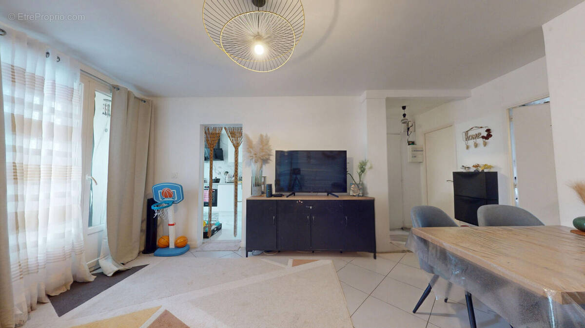 Appartement à MARSEILLE-13E