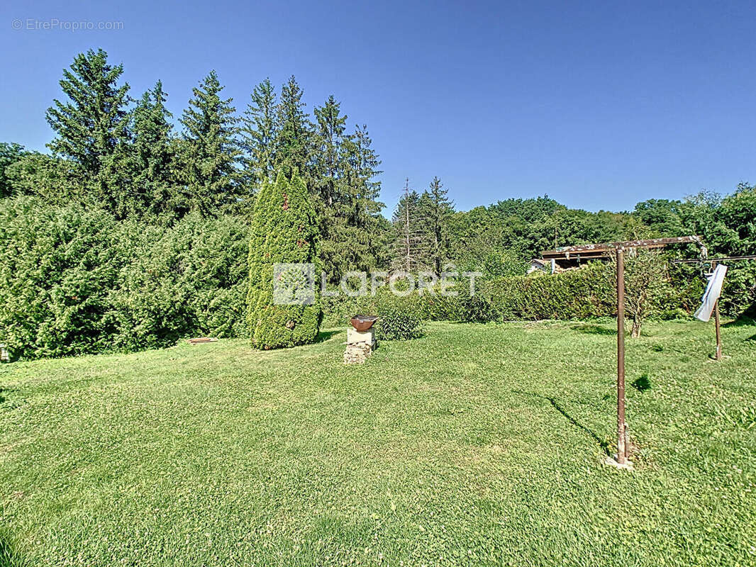 Maison à LES ISLETTES