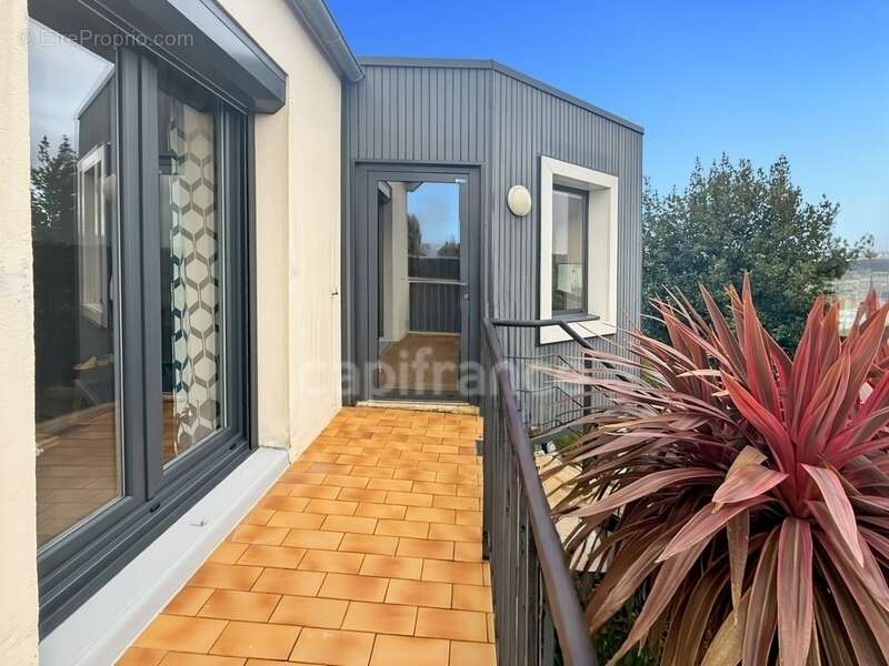 Maison à LE RELECQ-KERHUON