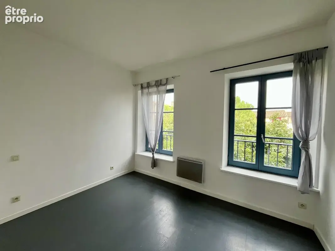 Bastide: Appartement T4 traversant de 103 m2 sans vis à vis - photo 8