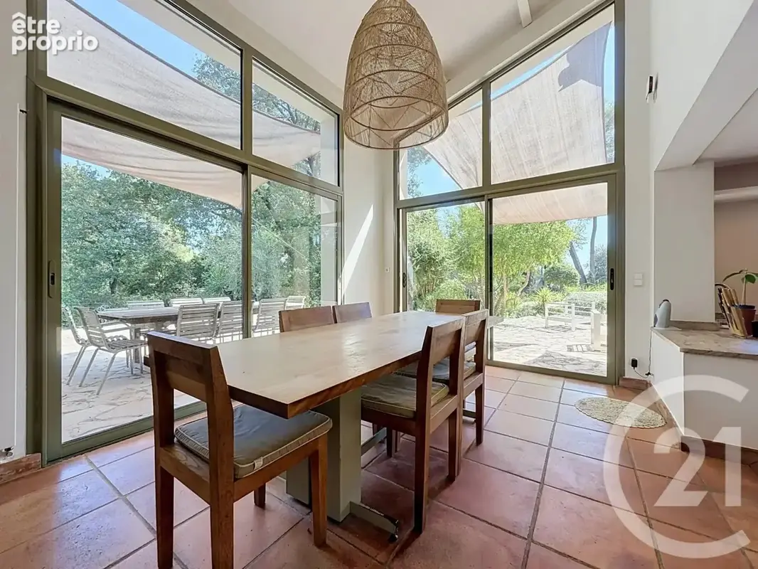 Maison 6 pièces 180 m² à vendre à La Roquette-Sur-Siagne (06550) - photo 12